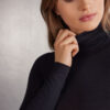 Bodysuit med høj krave i ultralet modal med kashmir Bodysuit med høj krave i ultralet modal med kashmir