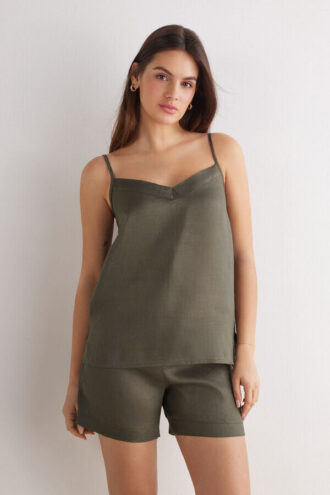 Den rene linnedbluse i linnedstof