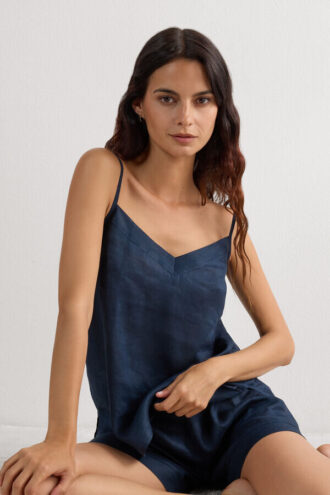 Den rene linnedbluse i linnedstof