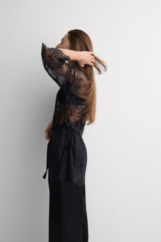 Elegance Embodied Lace Robe Elegance Embodied Lace Robe
