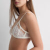 Ethereal Embrace trekant-bh Ethereal Embrace trekant-bh