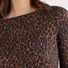 Langærmet top med leopardprint i ultralet modal med kashmir Langærmet top med leopardprint i ultralet modal med kashmir