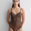 Pretty Flowers Lace Bodysuit i tyl og blonder Pretty Flowers Lace Bodysuit i tyl og blonder