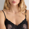Pretty Flowers Lace Bodysuit i tyl og blonder Pretty Flowers Lace Bodysuit i tyl og blonder