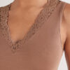 Pretty Flowers modal- og blonder-tanktop med blomster Pretty Flowers modal- og blonder-tanktop med blomster