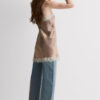 Silke-chemise med kontrastblonder Silke-chemise med kontrastblonder
