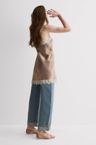 Silke-chemise med kontrastblonder