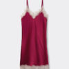 Silke-chemise med kontrastkant i blonder Silke-chemise med kontrastkant i blonder