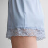 Silkeshorts med blondekant Silkeshorts med blondekant