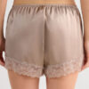 Silkeshorts med blondekant Silkeshorts med blondekant