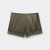 Silkeshorts med blondekant Silkeshorts med blondekant