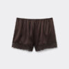 Silkeshorts med blondekant Silkeshorts med blondekant