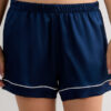 Silkeshorts med piping Silkeshorts med piping
