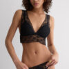 The Art of Lingerie 80’er-stil Brazilian trusse i blonder The Art of Lingerie 80’er-stil Brazilian trusse i blonder